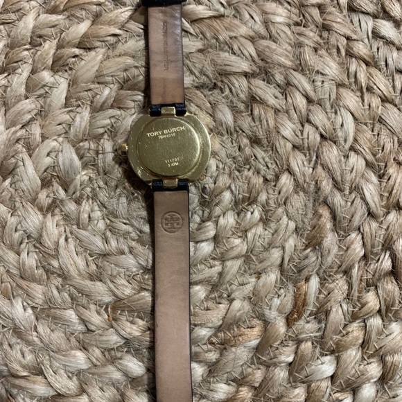 Tory Burch watch - Picture 6 of 6